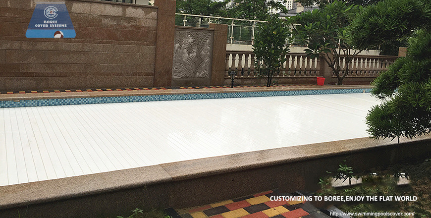 automatic pool safety covers